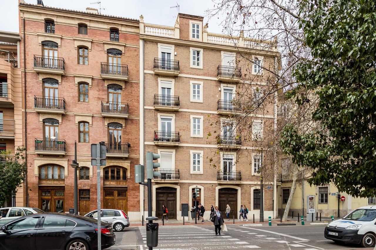Ferienwohnung Travel Habitat Jardines Rio Turia. Valencia Exterior foto